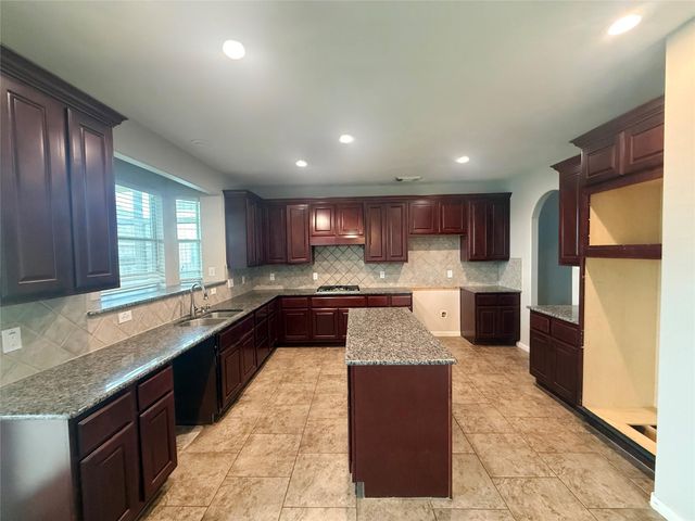 19414 Countryroad Drive, Spring, TX 77388