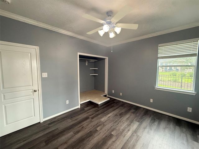 19414 Countryroad Drive, Spring, TX 77388