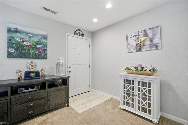 627 Luray TER, Chesapeake, VA 23322