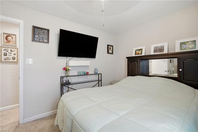 627 Luray TER, Chesapeake, VA 23322