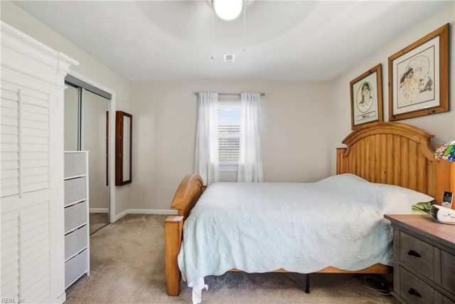 627 Luray TER, Chesapeake, VA 23322