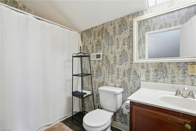 627 Luray TER, Chesapeake, VA 23322