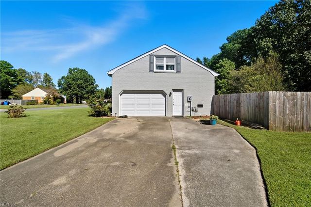 627 Luray TER, Chesapeake, VA 23322