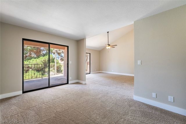 2716 Laguna Shores Lane, Las Vegas, NV 89121