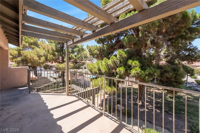 2716 Laguna Shores Lane, Las Vegas, NV 89121