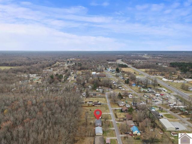 300 Valley St, Paducah, KY 42003