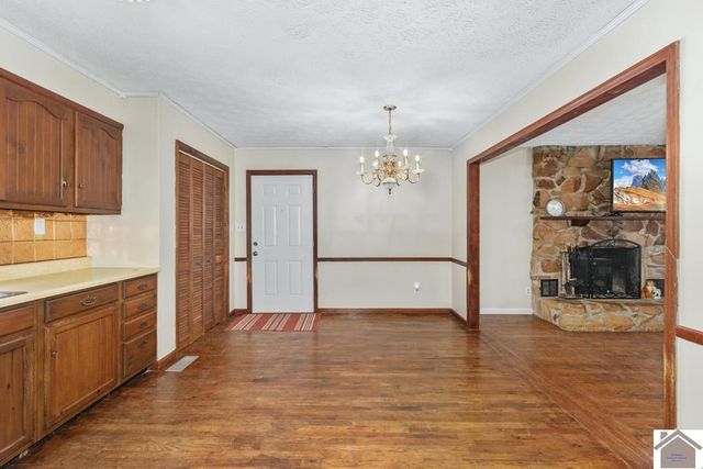 300 Valley St, Paducah, KY 42003