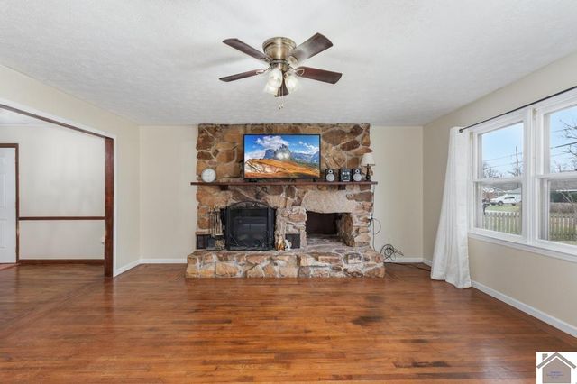 300 Valley St, Paducah, KY 42003