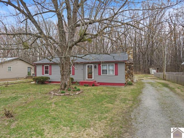 300 Valley St, Paducah, KY 42003