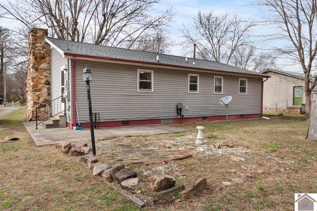 300 Valley St, Paducah, KY 42003