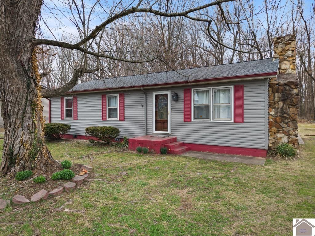 300 Valley St, Paducah, KY 42003