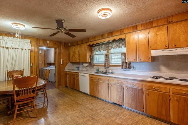 941 Old Charleston Road, Pelion, SC 29123