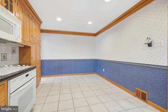 726 RIPLEY PL, Philadelphia, PA 19111