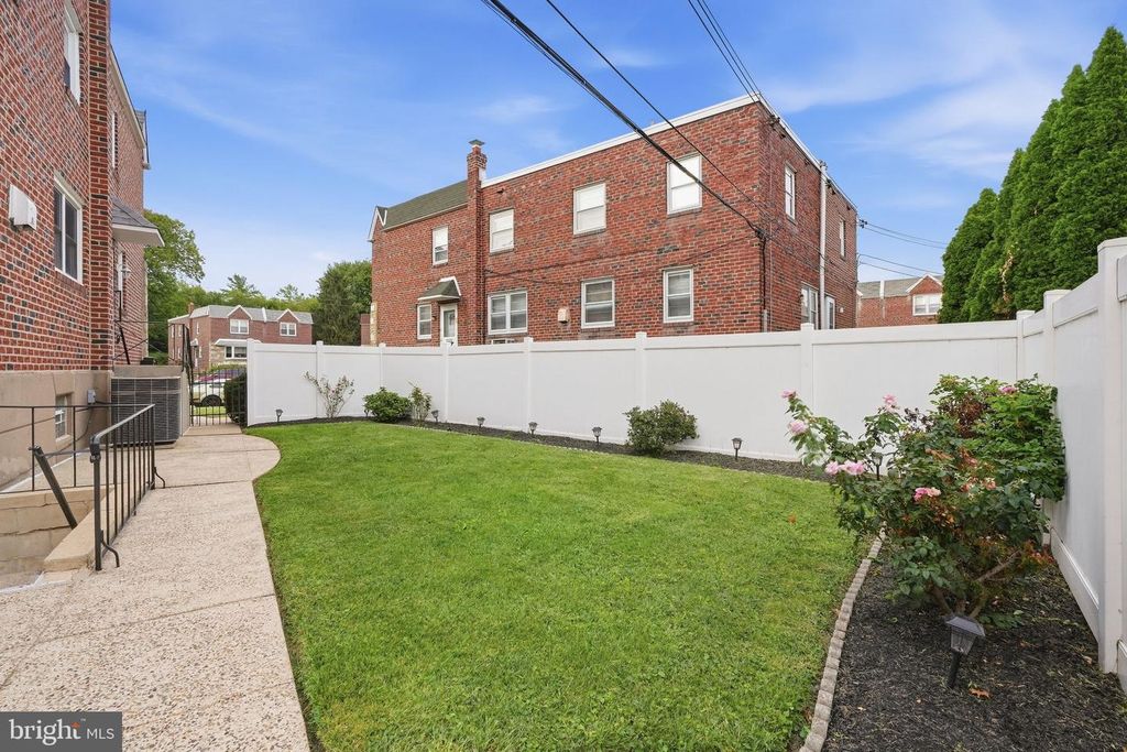 726 RIPLEY PL, PHILADELPHIA, PA 19111 — photo 5