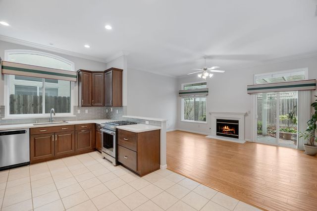 8668 Little Wood Cir, Elk Grove, CA 95624