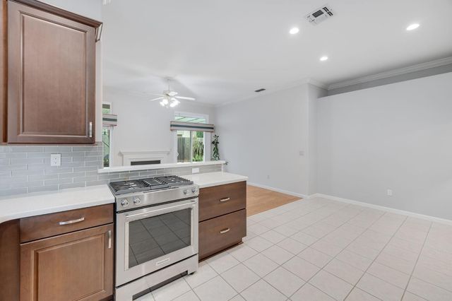 8668 Little Wood Cir, Elk Grove, CA 95624