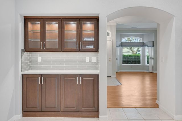 8668 Little Wood Cir, Elk Grove, CA 95624