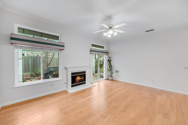 8668 Little Wood Cir, Elk Grove, CA 95624