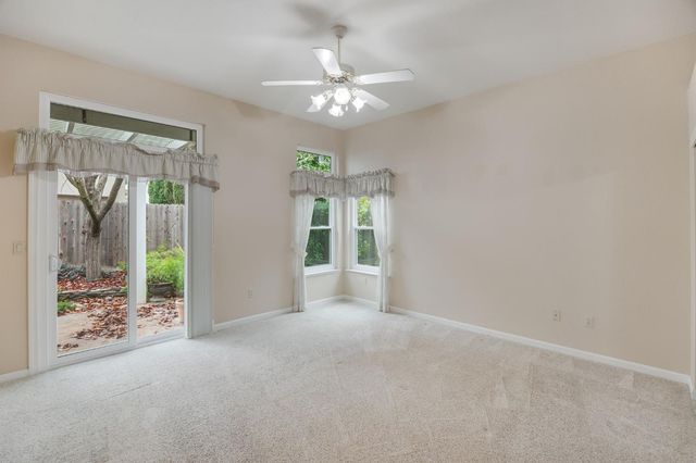 8668 Little Wood Cir, Elk Grove, CA 95624