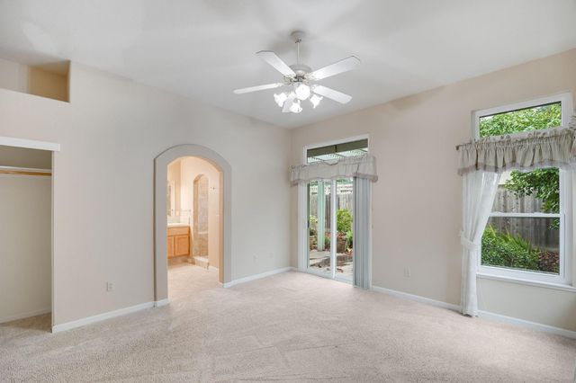 8668 Little Wood Cir, Elk Grove, CA 95624