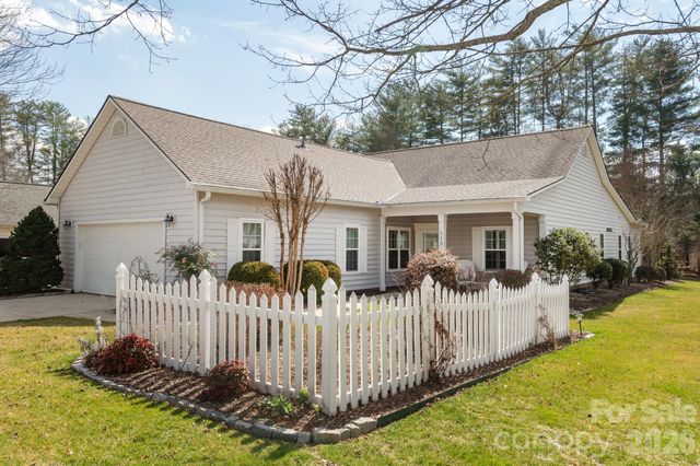 119 Cambridge Drive, Brevard, NC 28712