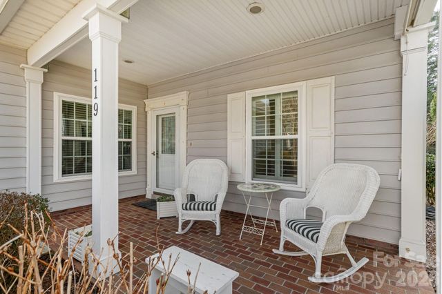 119 Cambridge Drive, Brevard, NC 28712