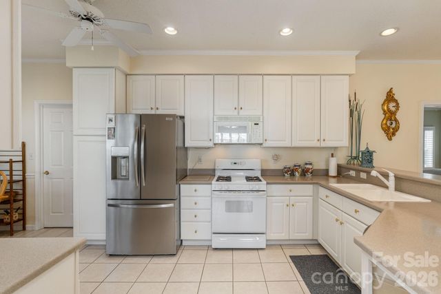 119 Cambridge Drive, Brevard, NC 28712