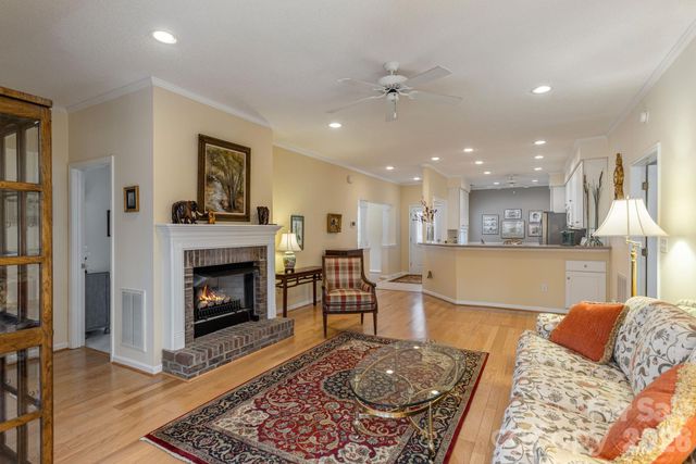 119 Cambridge Drive, Brevard, NC 28712