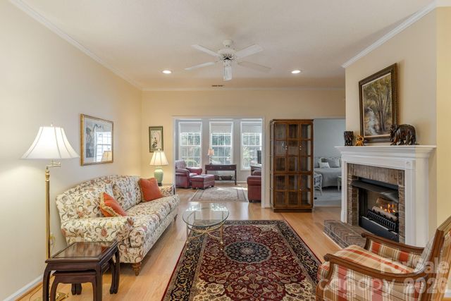 119 Cambridge Drive, Brevard, NC 28712