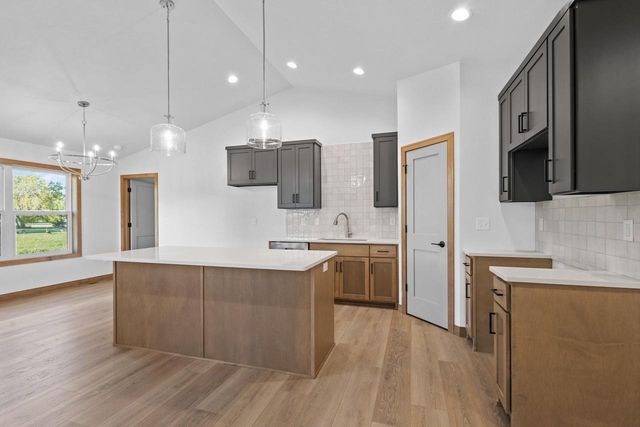 4932 WATER MINT WAY, Green Bay, WI 54313