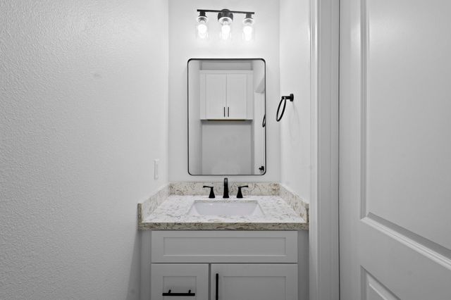 5270 Highlander Drive, Orange, TX 77630