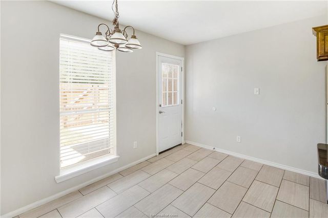 1208 Oney Hervey Drive, College Station, TX 77840