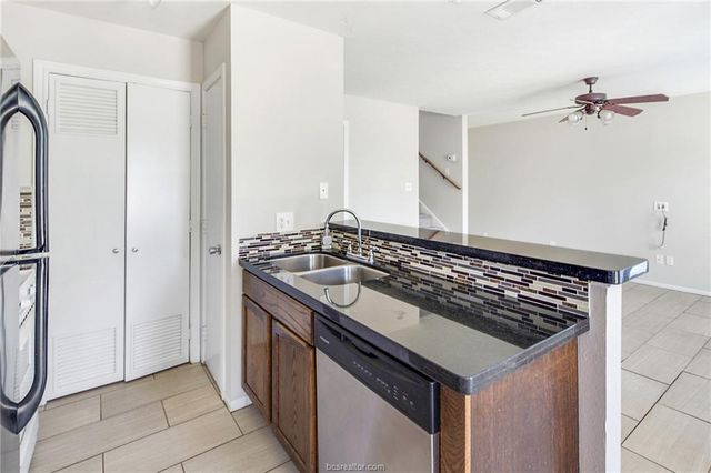 1208 Oney Hervey Drive, College Station, TX 77840