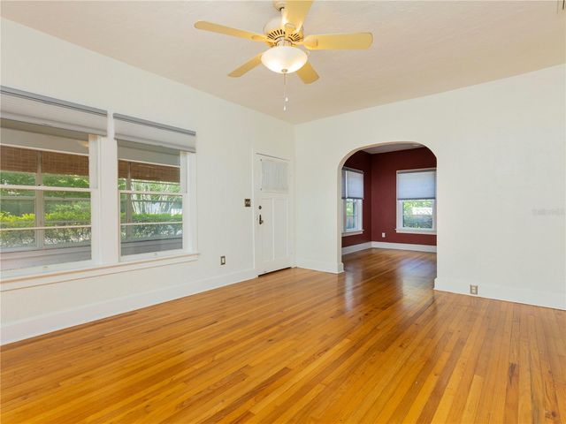 501 NE 8TH AVENUE, Gainesville, FL 32601
