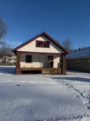 4111 Park Avenue, Kansas City, MO 64130