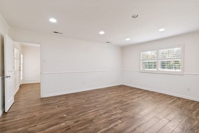 15305 Leavalley Drive, Dallas, TX 75248