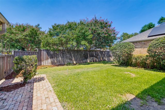 15305 Leavalley Drive, Dallas, TX 75248