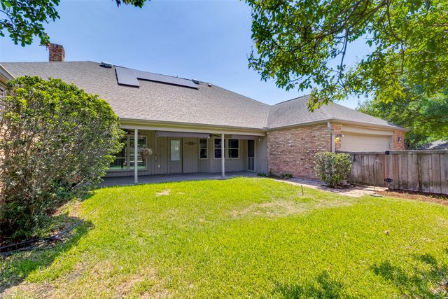 15305 Leavalley Drive, Dallas, TX 75248
