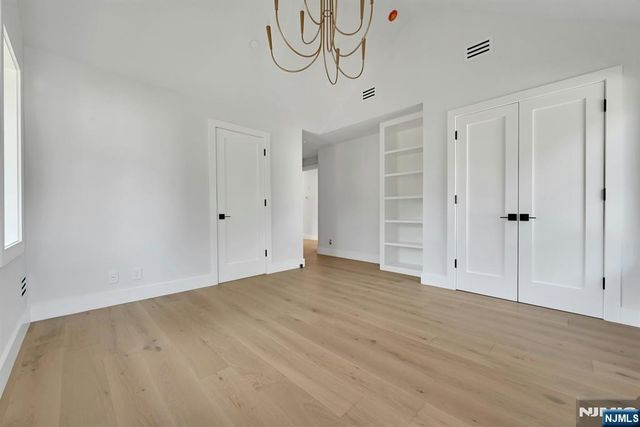 32 Highland Avenue, Demarest, NJ 07627