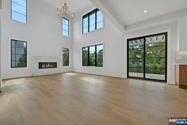 32 Highland Avenue, Demarest, NJ 07627