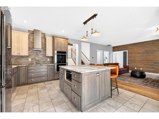 15524 Se BELMORE Hts, Portland, OR 97236