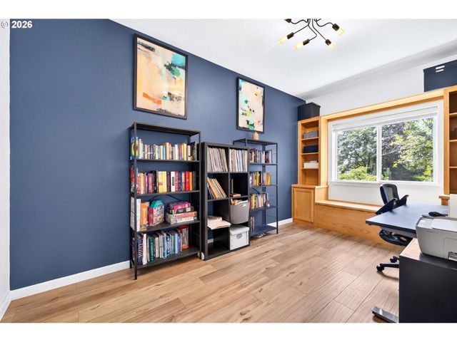 15524 Se BELMORE Hts, Portland, OR 97236