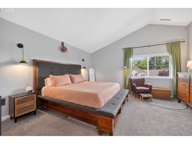 15524 Se BELMORE Hts, Portland, OR 97236