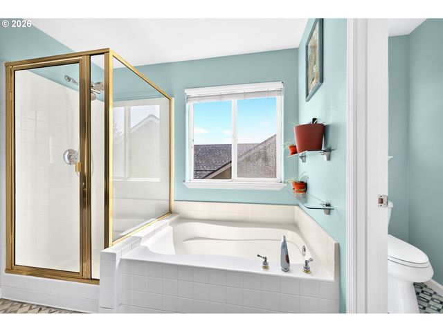 15524 Se BELMORE Hts, Portland, OR 97236