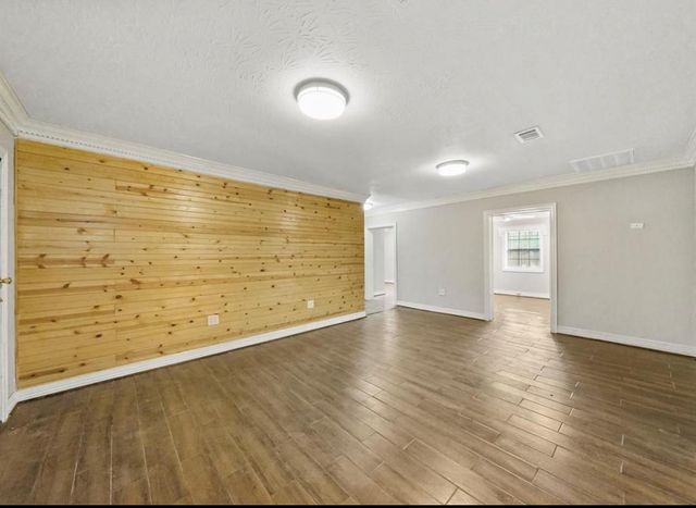 1207 Firnat Street, Houston, TX 77022