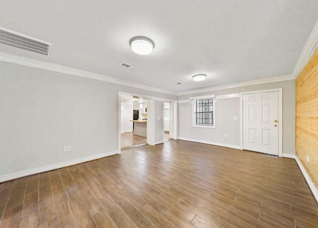 1207 Firnat Street, Houston, TX 77022