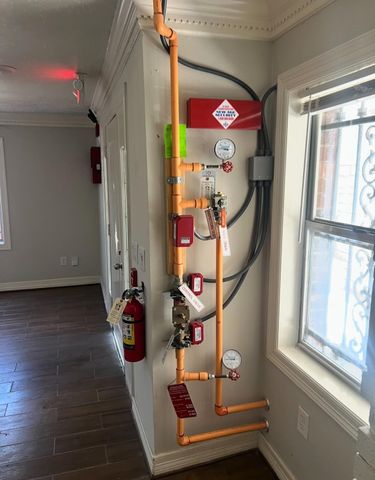 1207 Firnat Street, Houston, TX 77022