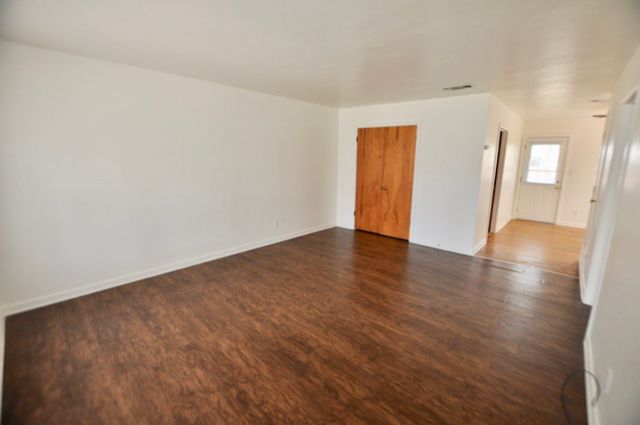 712 W Bridge Street, Weatherford, TX 76086