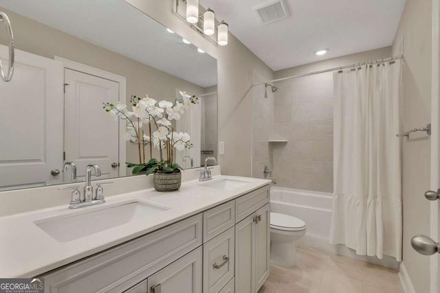 708 Mulberry Walk, Woodstock, GA 30188