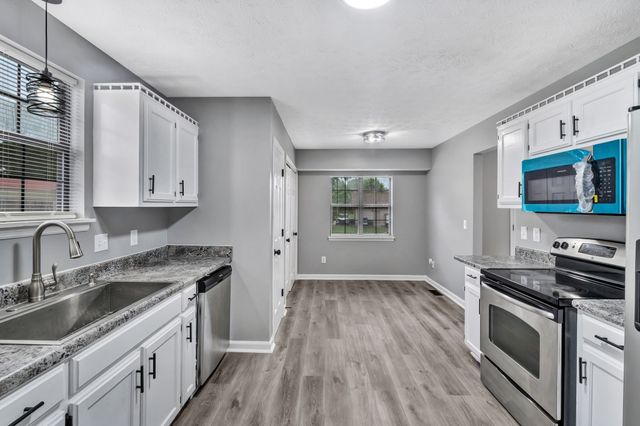 6109 Ebenezer Rd, Greenbrier, TN 37073